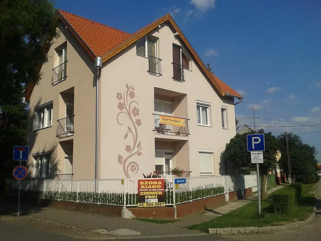 Deak Vendeghaz Apartman Hotel Hajduszoboszlo Guest house