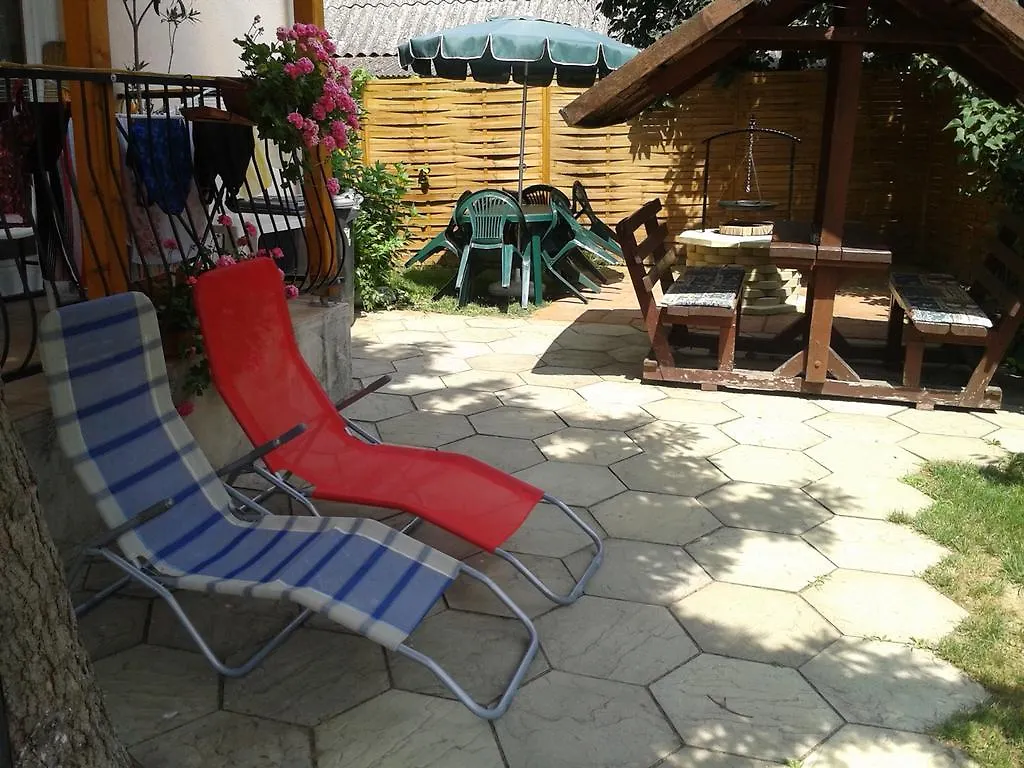 Deak Vendeghaz Apartman Hotel Hajduszoboszlo