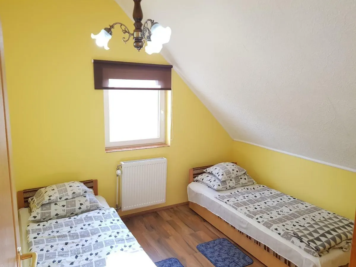 Deak Vendeghaz Apartman Hotel Hajduszoboszlo Guest house