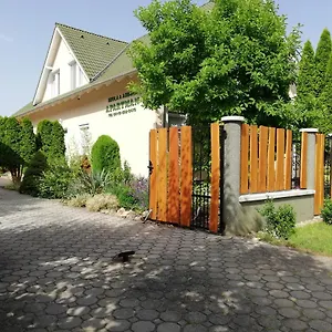 Imola Es Andrea Apartmanhaz Hajdúszoboszló