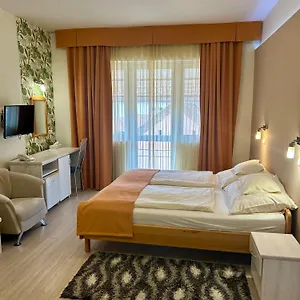 3* Hotel Negy Evszak Superior