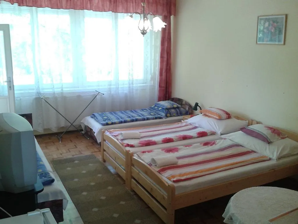 Hotel Deak Vendeghaz Apartman Hajdúszoboszló 0*,